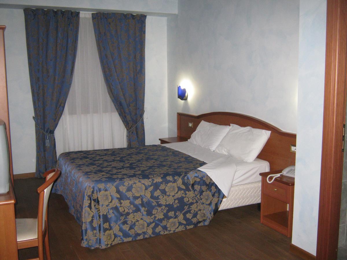 Castropignano Hotel Villa D'Evoli חדר תמונה